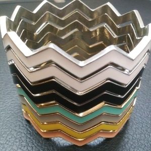 CHEVRON BANGLES